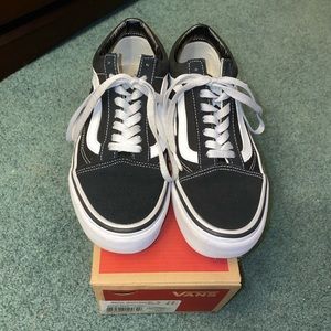 Old Skool Black Vans